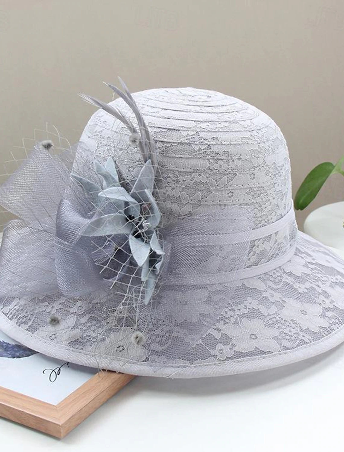 Vintage-Inspired Women's Clothes DingJiDress Fascinators Hats Headwear Straw Hat Sun Hat Wedding Casual Holiday Tea Party Beach Elegant Vintage With Feather Bows Headpiece