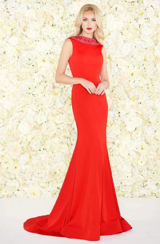 Women's Clothing Mac Duggal - Beaded Rolled Collar Mermaid Evening Gown 12094R - 1 pc Red In Size 10 Available