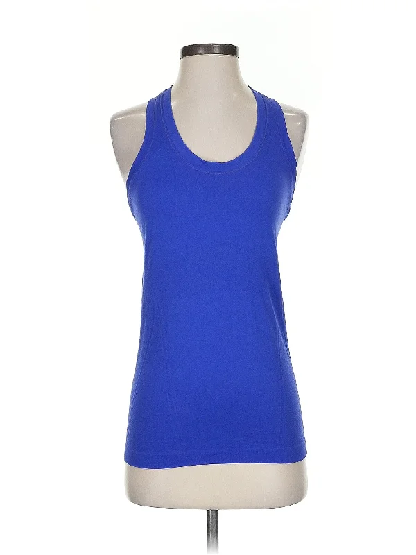 Women's Vintage-Inspired Outfit Tank Top